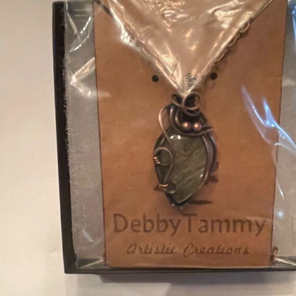 NWT DebbyTammy 16” handmade Labradorite teardrop stone necklace - Picture 10 of 12